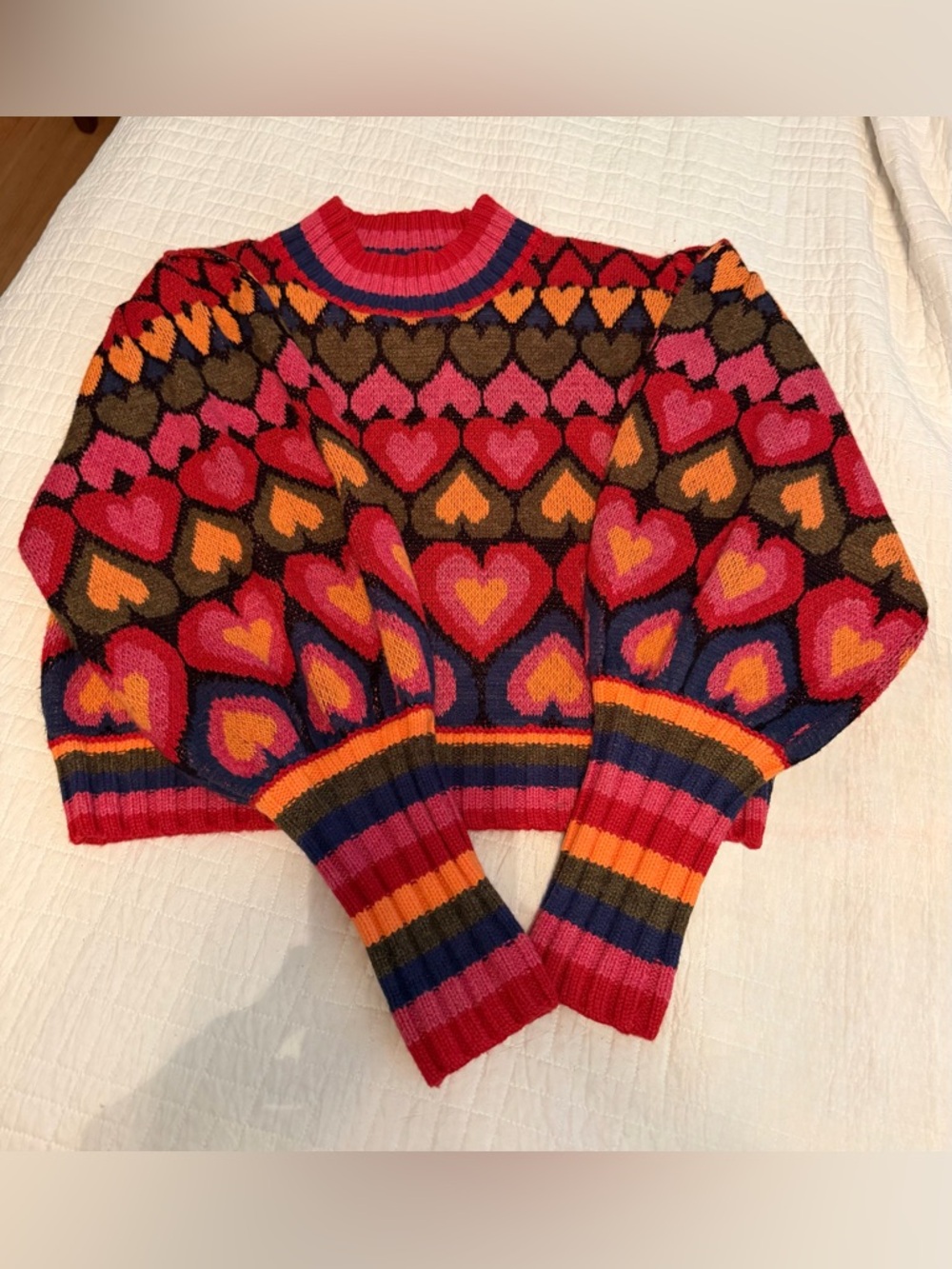 Women's Multicolor Heart Pattern Crewneck Sweater